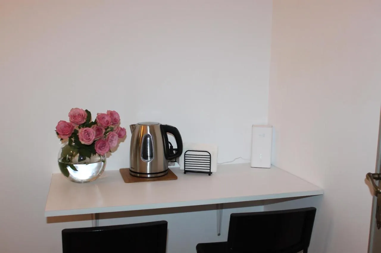 Casa Luna - Accomodation In Santa Maria Maggiore Roma 0*,